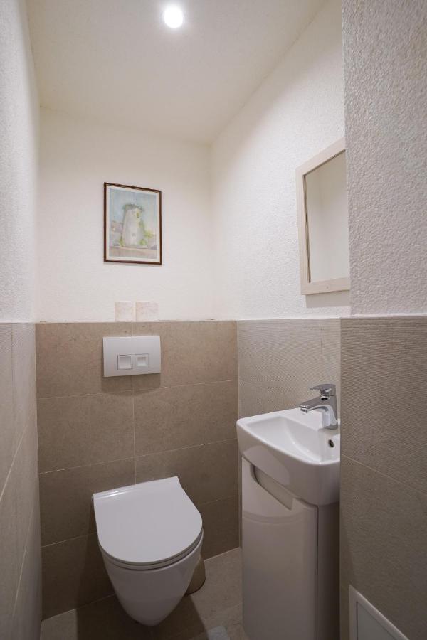 New! Gaiba - Cozy Apartment Nearby The City Hall SJJ Eksteriør billede